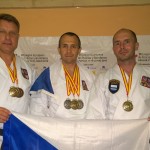 Úspěšní karatisté na VI EPFG 2016 v Huelvě z leva Martin Hermann, Martin Sláma a David Šenkýř
